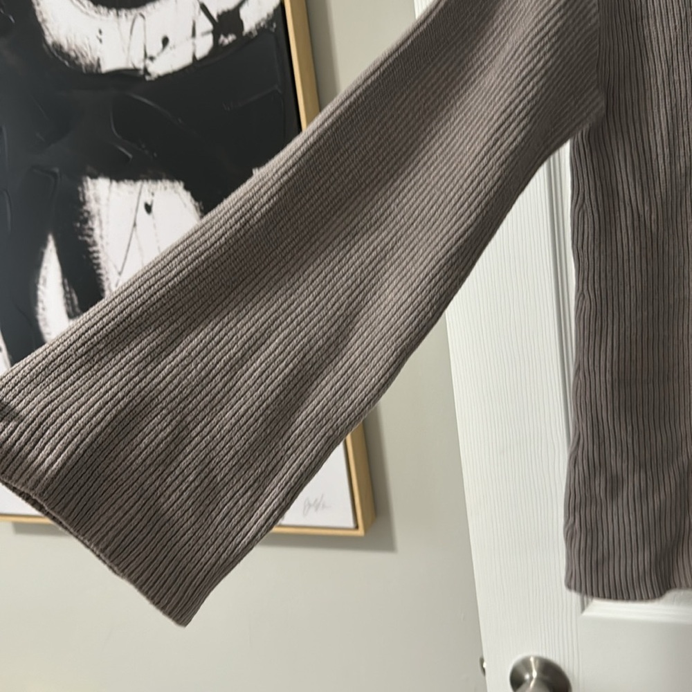 Everyday sweater - Picture 2 of 4